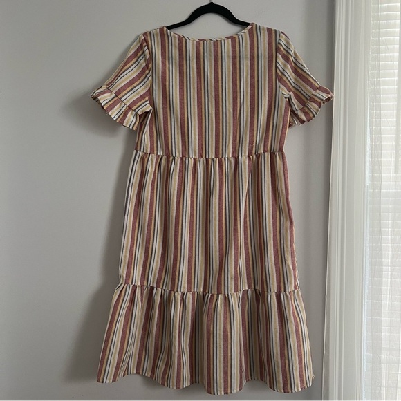Elegant Striped Midi Dress - Picture 5 of 5